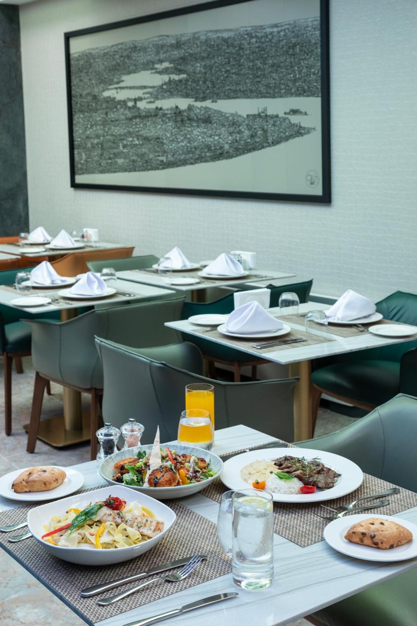 Hallmark Hotel & Spa Provincia di Istanbul Esterno foto