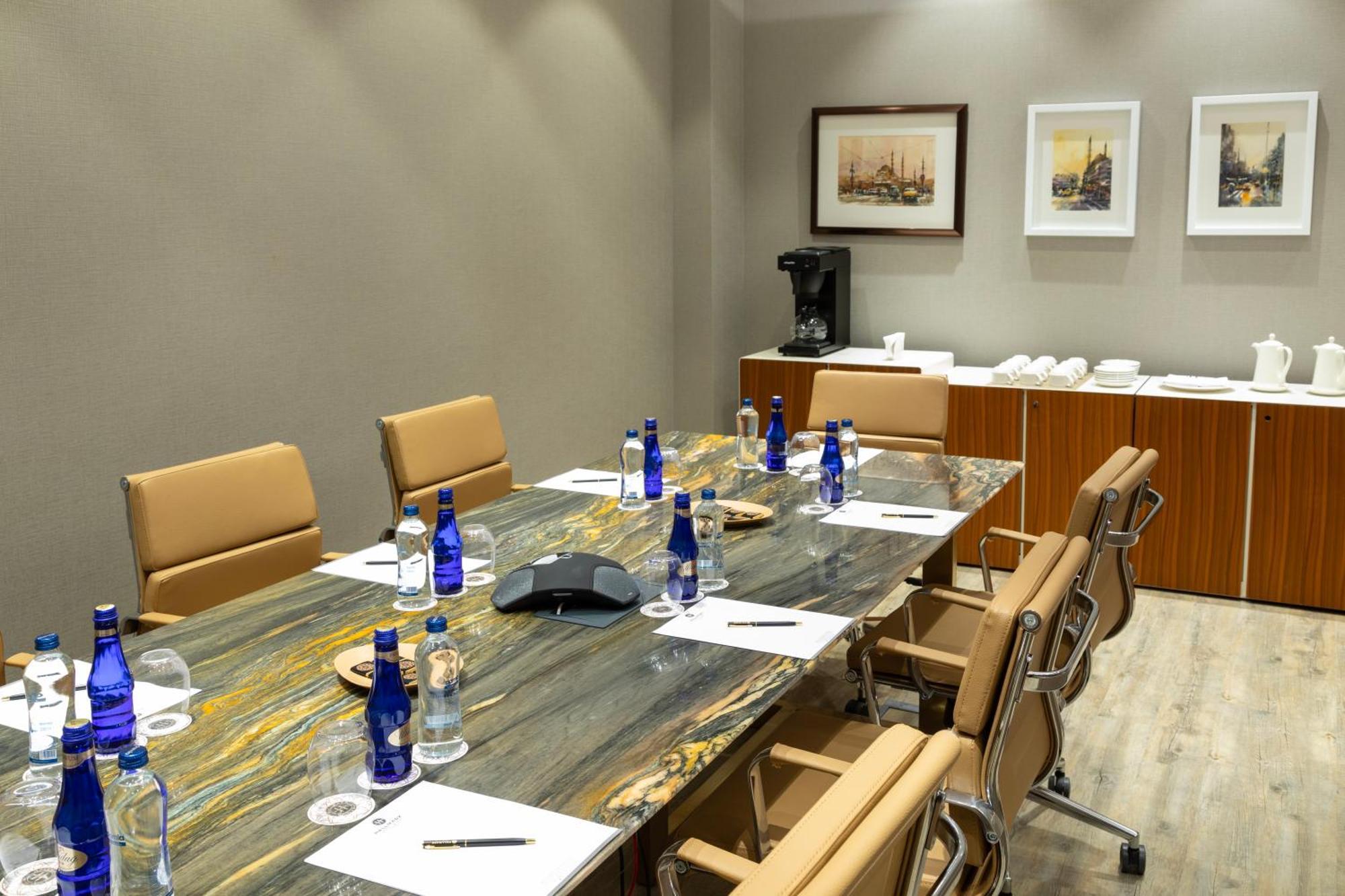 Hallmark Hotel & Spa Provincia di Istanbul Esterno foto