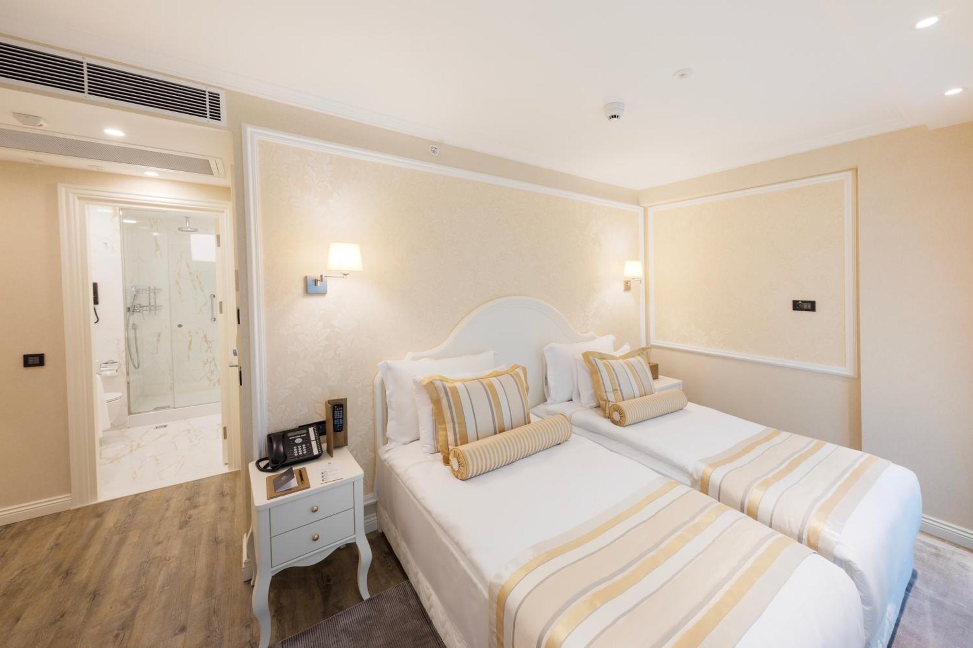 Hallmark Hotel & Spa Provincia di Istanbul Esterno foto