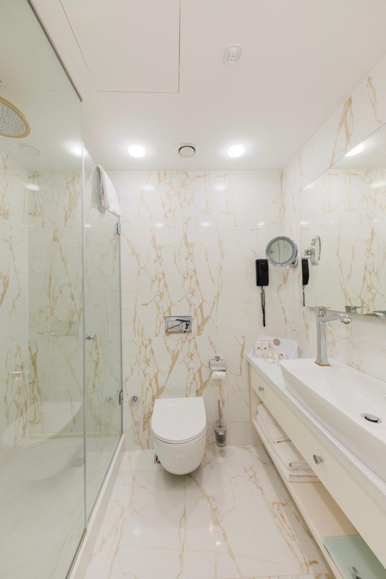 Hallmark Hotel & Spa Provincia di Istanbul Esterno foto