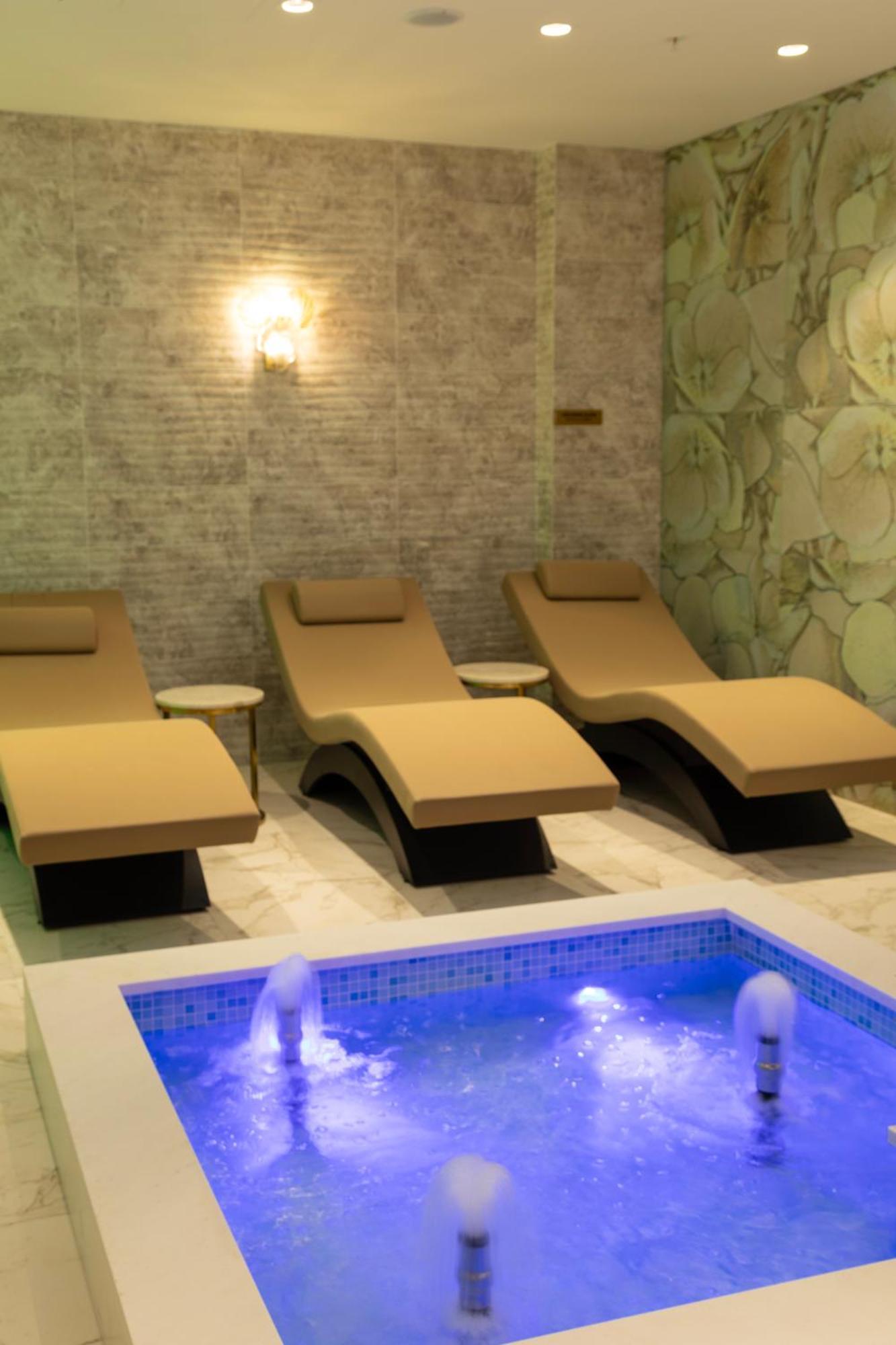 Hallmark Hotel & Spa Provincia di Istanbul Esterno foto