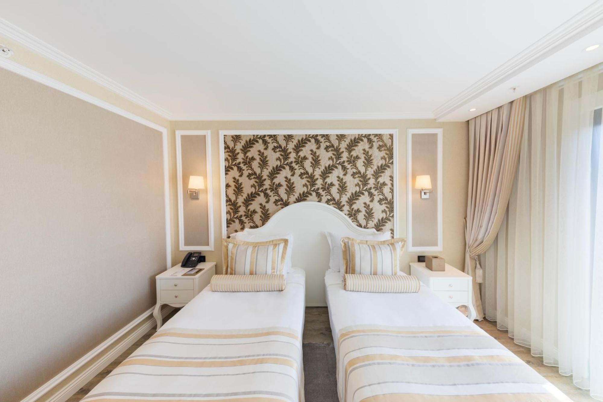 Hallmark Hotel & Spa Provincia di Istanbul Esterno foto